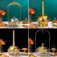 Vente en usine chauffe-plats de luxe Inde Style arabe 6L 8L or pour buffet chauffe-plats avec couvercle suspendu