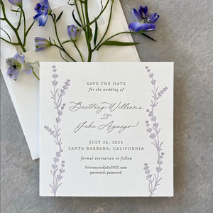 Inviti Matrimoniali Rustici Chic Personalizzati in Carta <span class=keywords><strong>di</strong></span> Cotone Lavanda con Stampa a Rilievo e Incisione per Matrimoni in Stile Country - Product Image 1