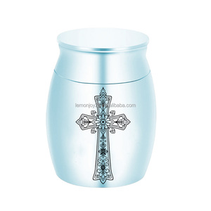 Guci Hewan Peliharaan Aluminium Berukir Salib, Wadah Abu Kremasi Kedap Udara, Kontainer Memorial Kucing Anjing yang Dapat Diukir Sesuai Pesanan Grosir - Product Image 3