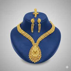 Collier sautoir plaqué or 24 carats, collier long moderne avec un design de plaque propre pour un bijou intemporel et chic - Product Image 2