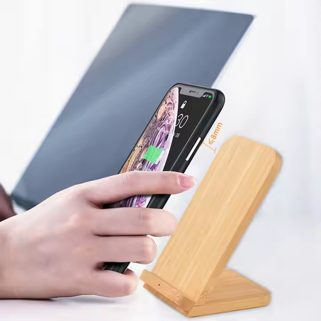 Custom Logo Desk 2 in 1 Wireless Fast Charging 10W 15W Bamboo Wireless Charger Stand