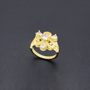 Vente directe Jxx, bague en laiton plaqué or 24 carats de haute qualité, sertie de zirconiums cubiques, bijoux tendance pour filles, prix compétitif - Product Image 5