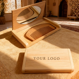 Nuovo Set di Specchio per il Trucco 2-in-1 in Legno e Bambù con Logo Personalizzato, Set di Specchio e Pettine Tascabile di Alta Qualità - Product Image 1