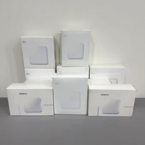 Adaptateur secteur PD Type <span class=keywords><strong>C</strong></span> <span class=keywords><strong>Chargeur</strong></span> rapide pour MacBook Pro iPad Pro et tous les appareils <span class=keywords><strong>USB</strong></span> <span class=keywords><strong>C</strong></span> - Product Image 1