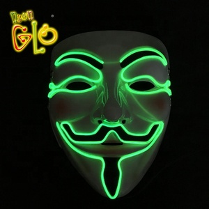 <span class=keywords><strong>Masque</strong></span> LED Lumineux <span class=keywords><strong>pour</strong></span> Cosplay d'Halloween, <span class=keywords><strong>Masque</strong></span> de Hacker, <span class=keywords><strong>Masque</strong></span> <span class=keywords><strong>V</strong></span> <span class=keywords><strong>pour</strong></span> <span class=keywords><strong>Vendetta</strong></span>, S'illumine lors des Soirées Rave et des Bals Masqués - Product Image 3