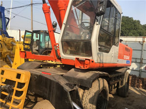 Excavatrice d'occasion d'origine Hitachi EX160WD de haute qualité d'occasion à prix bon marché - Product Image 3