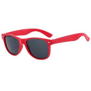 Vente en Gros en Vrac Lunettes de Soleil Promotionnelles pour Enfants avec Monture et Verres en PC Logo Personnalisé Imprimé - Product Image 5