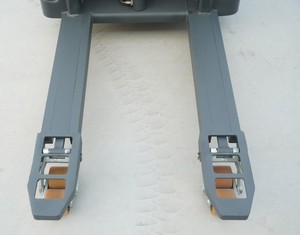 Yeni Ağır Hizmet Tipi 1500kg-2000kg Elektrikli İstifleyici Forklift Palet Arabası Lityum-İyon DC Sürücülü Depo Lojistiği Perakende Restoran - Product Image 5