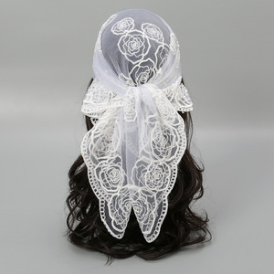 Sciarpa da <span class=keywords><strong>donna</strong></span> con ricamo a fiori grande fascia da 31.5 pollici <span class=keywords><strong>per</strong></span> <span class=keywords><strong>capelli</strong></span> trasparenti <span class=keywords><strong>Bandana</strong></span> <span class=keywords><strong>per</strong></span> donne e ragazze - Product Image 5