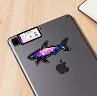 Élégants Stickers 3D PVC Imperméables Paul Shark DIY pour Décorations Mobiles, Bagages, Tablettes et Réfrigérateurs – Film Adhésif Lavable Anti-UV