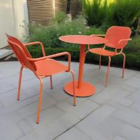 Ensemble de table ronde et chaises en aluminium pour terrasse de café, restaurant ou espace extérieur - Mobilier de jardin en métal