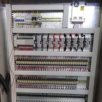 Boîtier de distribution OEM évolutif 440V 125A en acier inoxydable IP60 résistant à la corrosion pour la transmission d'énergie électrique