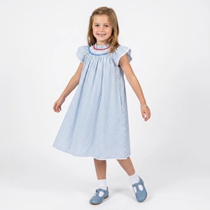 <span class=keywords><strong>Vestito</strong></span> da bambina in seersucker con colletto smock e maniche a volant, in cotone a righe blu, bianco e rosso, per l'estate, per neonate e bambine. - Product Image 1