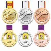 Médaille de Taekwondo Poomsae personnalisée en fonte 3D avec double placage or et argent et ruban tissé
