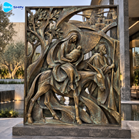 Sculpture murale religieuse en bronze, relief, moulage à la cire perdue, art métallique personnalisé de la Sainte Famille pour la décoration d'églises, villas, jardins et cours.