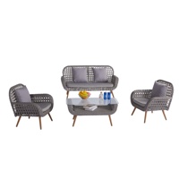 Chaise de bar extérieure en vrac ensemble de canapés de jardin en rotin table en osier pour l'extérieur ensemble de canapés de jardin patio mobilier d'extérieur