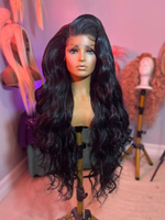 Cheveux Humains Vierges Naturels de Haute Qualité Sans Colle Densité 180 Frontal 5x5 Ondulé Bouclé 13x4 HD Frontal Long Lisse 4C Boucles Profondes