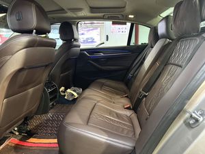 <span class=keywords><strong>BMW</strong></span> 530Li 2019 2.0T Auto Usado con Volante a la Izquierda, Sedán de Gasolina Automático para Exportación - Product Image 5