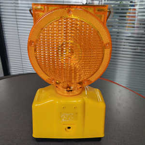 Vente en gros de feux clignotants à LED solaires pour <span class=keywords><strong>la</strong></span> sécurité routière - Product Image 2