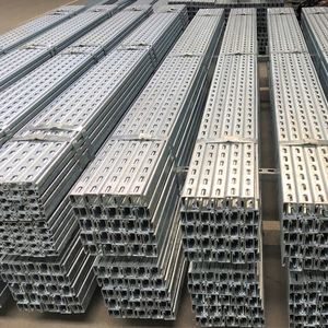 Profilé en C en aluminium pour systèmes de support photovoltaïque - Product Image 2