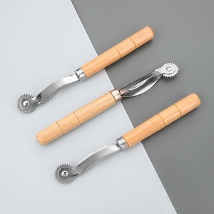 Tessuto di cuoio leggero seghettato ruota di tracciamento per i progetti fatti a mano superficie liscia utensile a mano - Product Image 5
