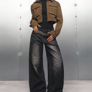 แจ็คเก็ตหนังกลับทรงใหม่ทันสมัยปี 2025 พร้อมกระเป๋าใบใหญ่ แจ็คเก็ตบอมเบอร์หนังกลับสำหรับผู้หญิง - Product Image 5