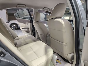 <span class=keywords><strong>Honda</strong></span> <span class=keywords><strong>Civic</strong></span> Sedán <span class=keywords><strong>2014</strong></span>, Tracción Delantera, Transmisión Automática, Volante a la Izquierda, Turbo, Buen Estado de Combustible, Asientos de Cuero, para Exportación - Product Image 5