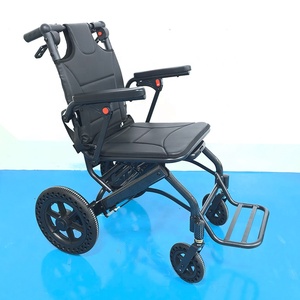 Silla de ruedas plegable ligera Transferencia de fibra de carbono Silla de ruedas de <span class=keywords><strong>viaje</strong></span> Cojín de asiento de cuero Se puede llevar <span class=keywords><strong>en</strong></span> el avión - Product Image 4