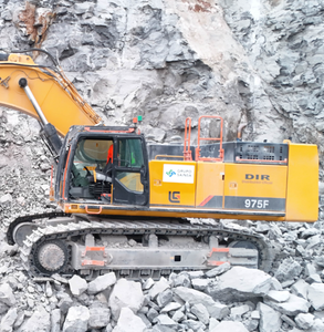 Excavatrice Liugong 975F, excavatrice mobile de 78 tonnes, excavatrice hydraulique équipée d'un système de commande hydraulique et de pièces détachées gratuites - Product Image 1