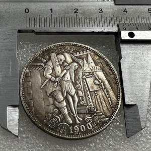 Moneta Replica del Morgan Dollar USA con Incisione a Mano 'Executioner Burning Witches of Salem' - I Processi delle Streghe di Salem, Simbolo di Curiosità - Product Image 1