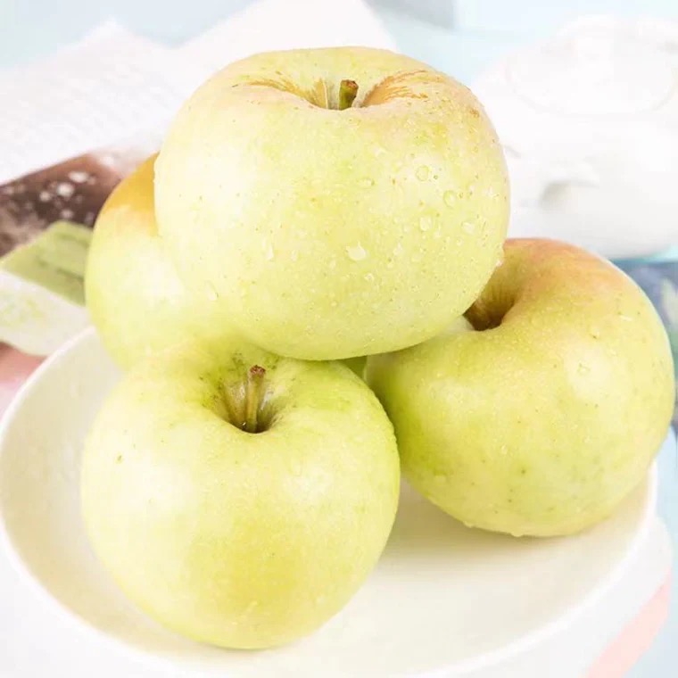 Hot Sale Export Quality Fresh Apples New Crop Natural Gala Apple