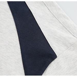 Camiseta de Tela Gruesa - Diseñada con un Tejido de Peso Extra para una Sensación Premium, Resistente al Encogimiento y la Decoloración - Product Image 6