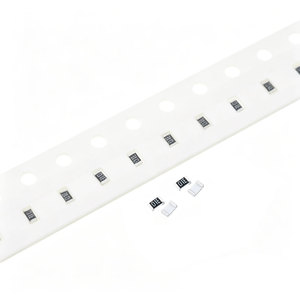 100PCS Resistores de chip de precisión 0603 de 1% 0R 1 1.2 1.5 2 2.2 2.4 3 3.3 3.6 4.7 5.1 10 22 33 36 47 51 100 220 330 470 510 680 ohmios - Product Image 1