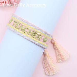 Pulseras con palabras tejidas populares para mujeres <span class=keywords><strong>y</strong></span> niñas, corazón, maestro, <span class=keywords><strong>amor</strong></span>, Sorority, letras griegas bordadas, pulseras tejidas de <span class=keywords><strong>amistad</strong></span> - Product Image 4