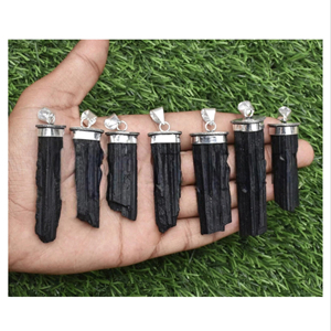 Colgante de Turmalina Negra en Bruto, Ágata Mirani, Decoración para el Hogar con Temática de Hadas y Regalo, Excelente Precio, Gujarat - Product Image 1