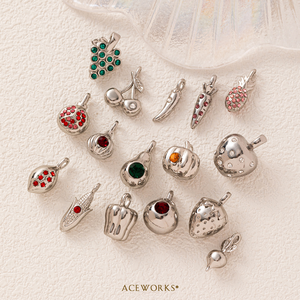 Breloque en argent fruits et légumes |   Pendentif en laiton avec zircon CZ en forme de raisin, cerise, piment, ananas, citrouille, fraise, poire pour la fabrication de bijoux - Product Image 3