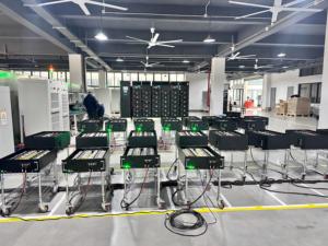 Tất cả trong một năng lượng mặt trời Lithium <span class=keywords><strong>ESS</strong></span> 8000 chu kỳ để sử dụng, thương mại và công nghiệp năng lượng Hệ thống lưu trữ pin điện áp cao - Product Image 4