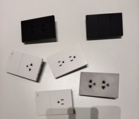 Offres Spéciales Amérique du Sud Standard 118 interrupteur de lumière en verre 1 Gang 1 voie + prise thaïlandaise pour la maison et la lumière de l'hôtel