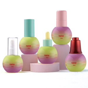 Flacon d'<span class=keywords><strong>essence</strong></span> en verre sphérique mignon de 30 ml avec revêtement de couleur dégradée, flacon compte-gouttes en verre dégradé rond avec <span class=keywords><strong>t</strong></span>ête de pompe multiple - Product Image 1