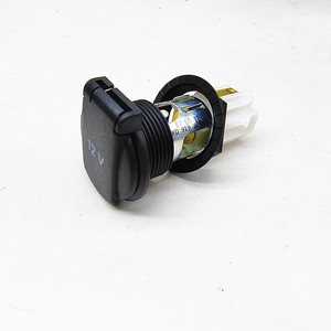 Cargador de coche de 12V con toma de corriente en el maletero, cable de 5 metros para vehículos Volkswagen, Skoda, Audi ID. - Product Image 3