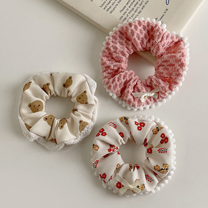Vente en gros <span class=keywords><strong>de</strong></span> chouchous floraux avec nœud d'ours mignon, tissu à <span class=keywords><strong>haute</strong></span> élasticité, attaches pour cheveux <span class=keywords><strong>de</strong></span> <span class=keywords><strong>queue</strong></span> <span class=keywords><strong>de</strong></span> <span class=keywords><strong>cheval</strong></span> pour femmes, accessoires pour cheveux à la mode - Product Image 4