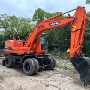 Excavadora de Ruedas DEVELON Doosan DH150W-7 en Oferta - Product Image 2