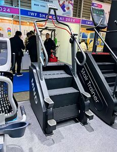 Appareil de fitness motorisé pour l'escalade, machine d'escalade, équipement de gym à domicile, Velos-X200D Série X200, simulateur d'escalade commercial - Product Image 4