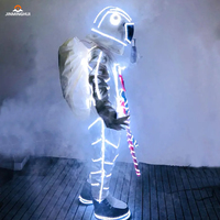 Offre Spéciale LED Costume de danse Robot échasses Costume avec gants Laser pour Club Halloween Cosplay vêtements vêtements espace Costume