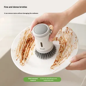 Brosse de nettoyage en plastique PP avec distributeur de savon - Product Image 2