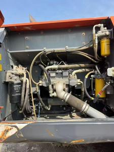 Excavatrice sur chenilles hydraulique Hitachi 200 d'occasion, engin de génie civil d'origine japonaise - Product Image 3