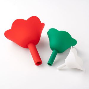 Top Seller Kitchen <b>Silicone</b> Funnel Three Piece Set Creative Flower Shape Convenient Oil Pouring <b>Tool</b> - Product Image 4