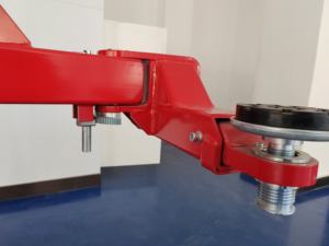 3 टन फिक्स्ड सिंगल पोस्ट हाइड्रोलिक कार लिफ्ट वायरलेस रिमोट कंट्रोल और इलेक्ट्रिक ऑटो रिलीज के साथ प्रमाणित - Product Image 4