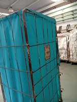 Grande conteneur à roulettes pour le stockage en entrepôt hospitalier et industriel de la blanchisserie, avec housses intérieures et extérieures pour sacs de linge