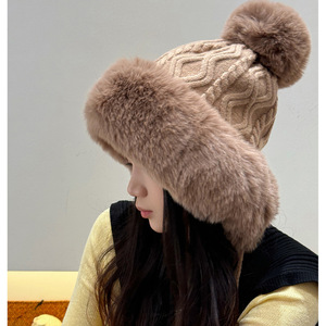 <span class=keywords><strong>Bonnet</strong></span> en laine tricoté pour <span class=keywords><strong>femme</strong></span>, style chasse, avec <span class=keywords><strong>pompon</strong></span> en fausse fourrure de renard, cache-oreilles, idéal pour les voyages d'affaires, le ski, 100 % polyester, plage - Product Image 5